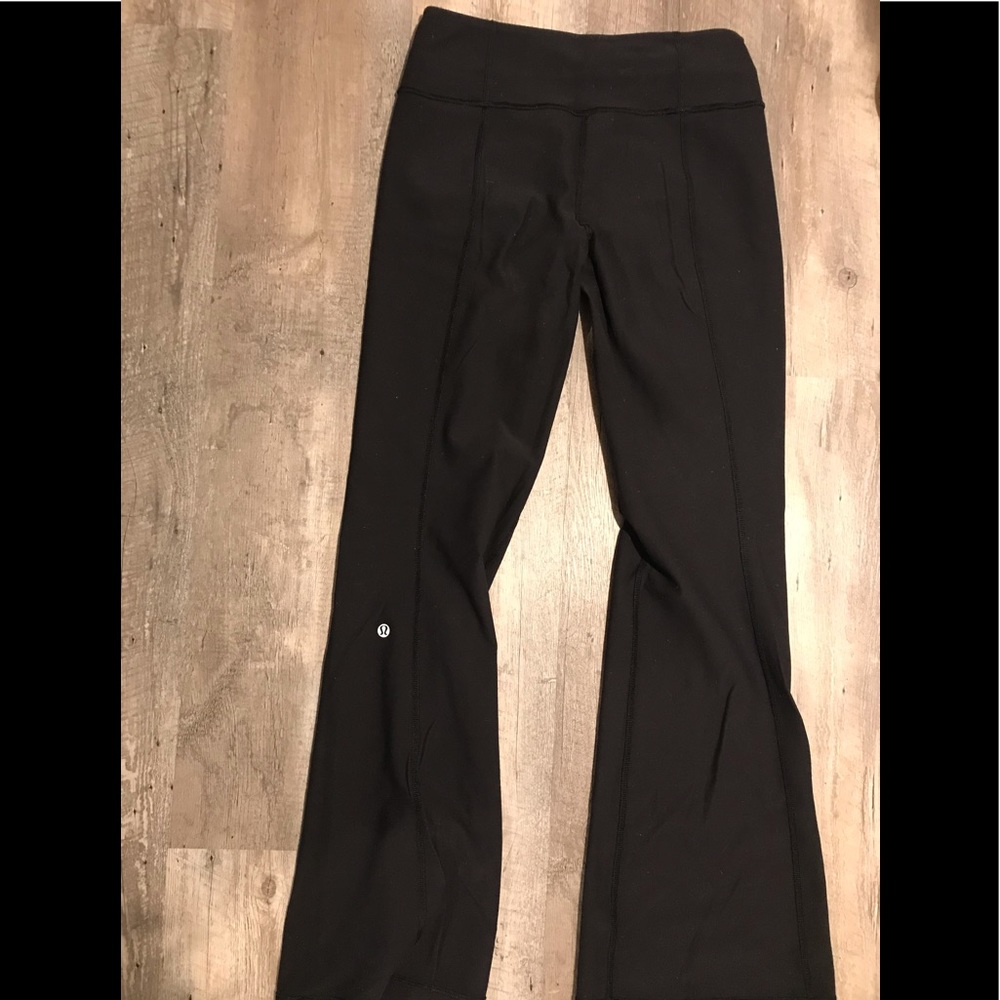 Women’s lululemon pants size 6